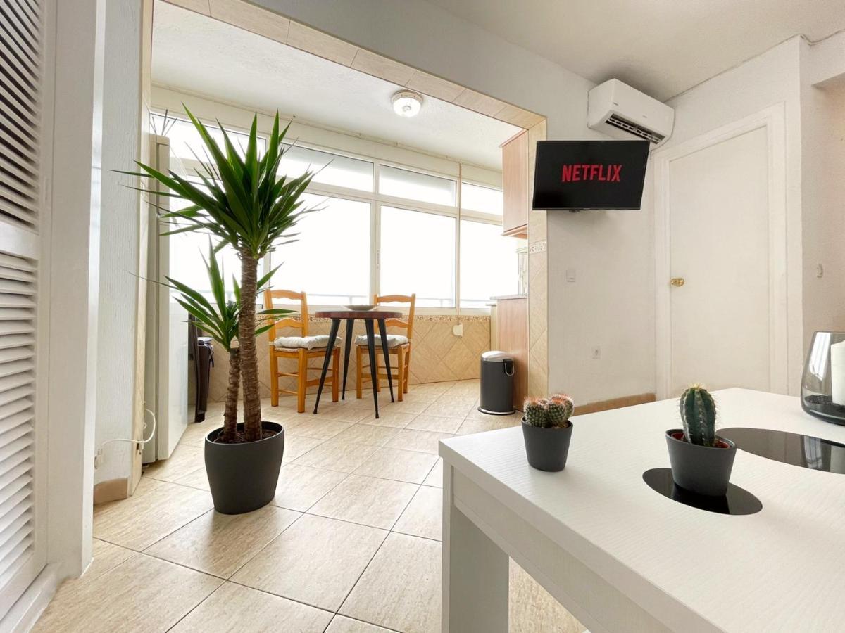 Urban&Vacay! Suite - Torremolinos City Centre Esterno foto