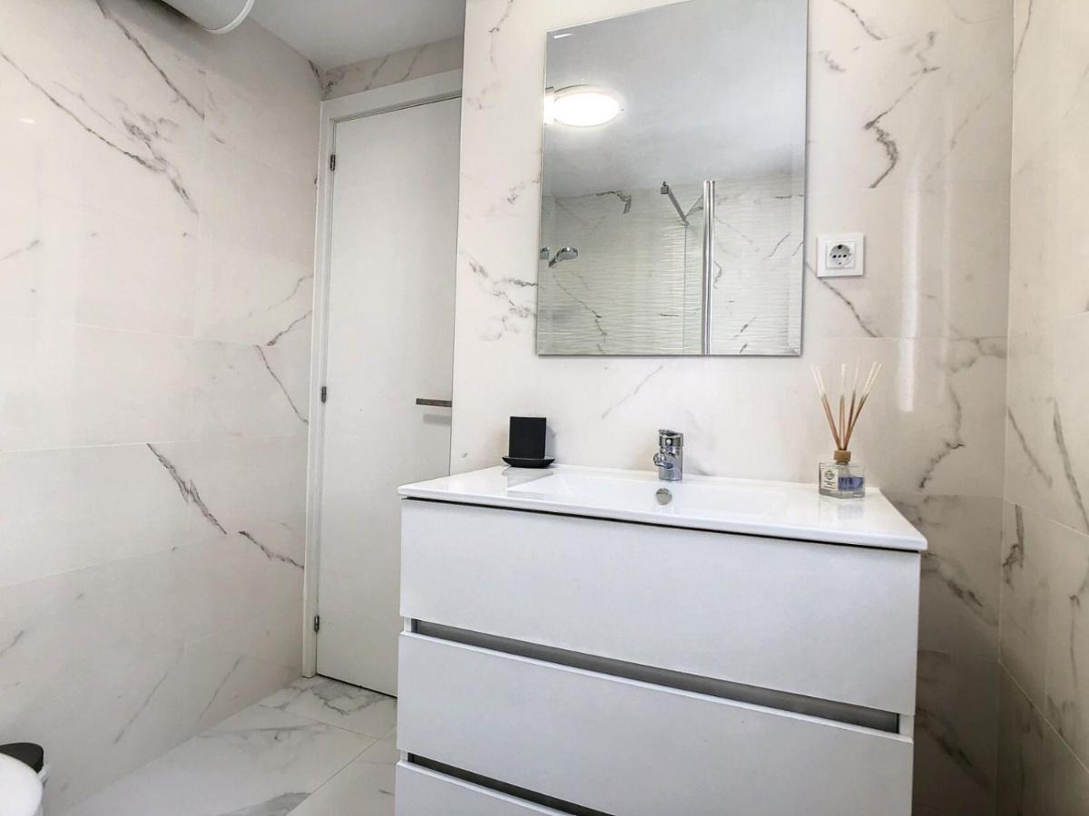 Urban&Vacay! Suite - Torremolinos City Centre Esterno foto
